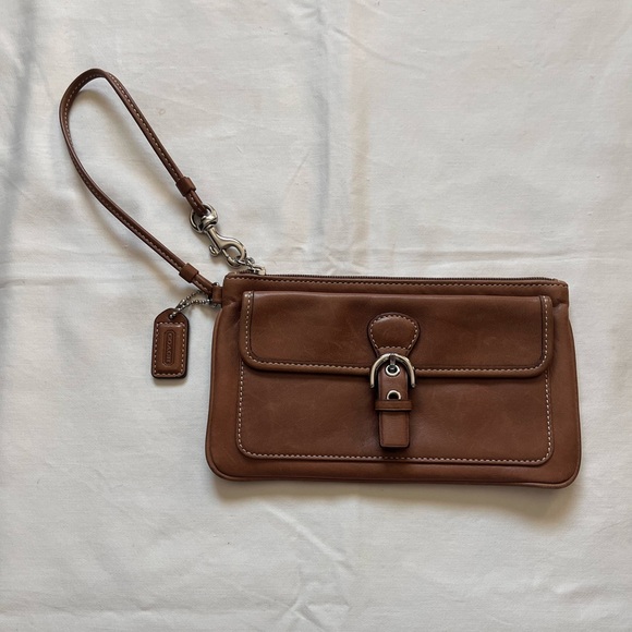 Coach Handbags - Coach Vintage Quality Smooth Leather Wristlet With Silver Hardware and Buckle